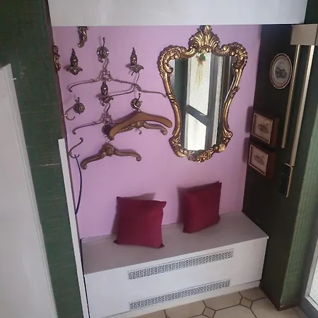 Altes Forsthaus Penthouse & Fachwerkstuebchen Fuer Monteure Und Firmen Am Schiedersee * Schieder-Schwalenberg